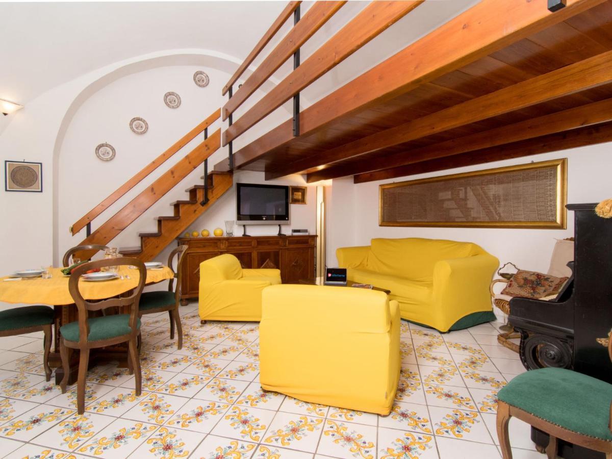Locazione Turistica Emilia's By Interhome * Sorrento